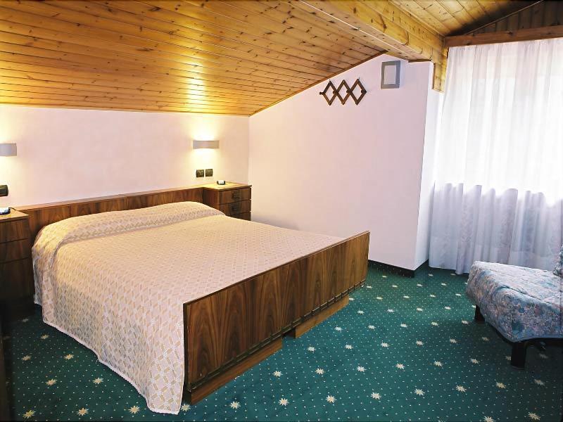 Hotel Stella Alpina Falcade Exterior photo